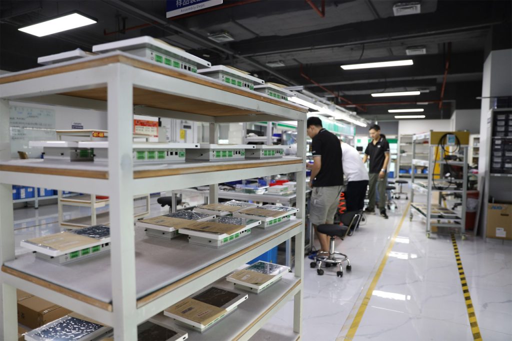 科拉德工业平板电脑组装