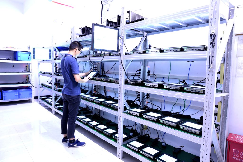 科拉德工厂产品老化测试